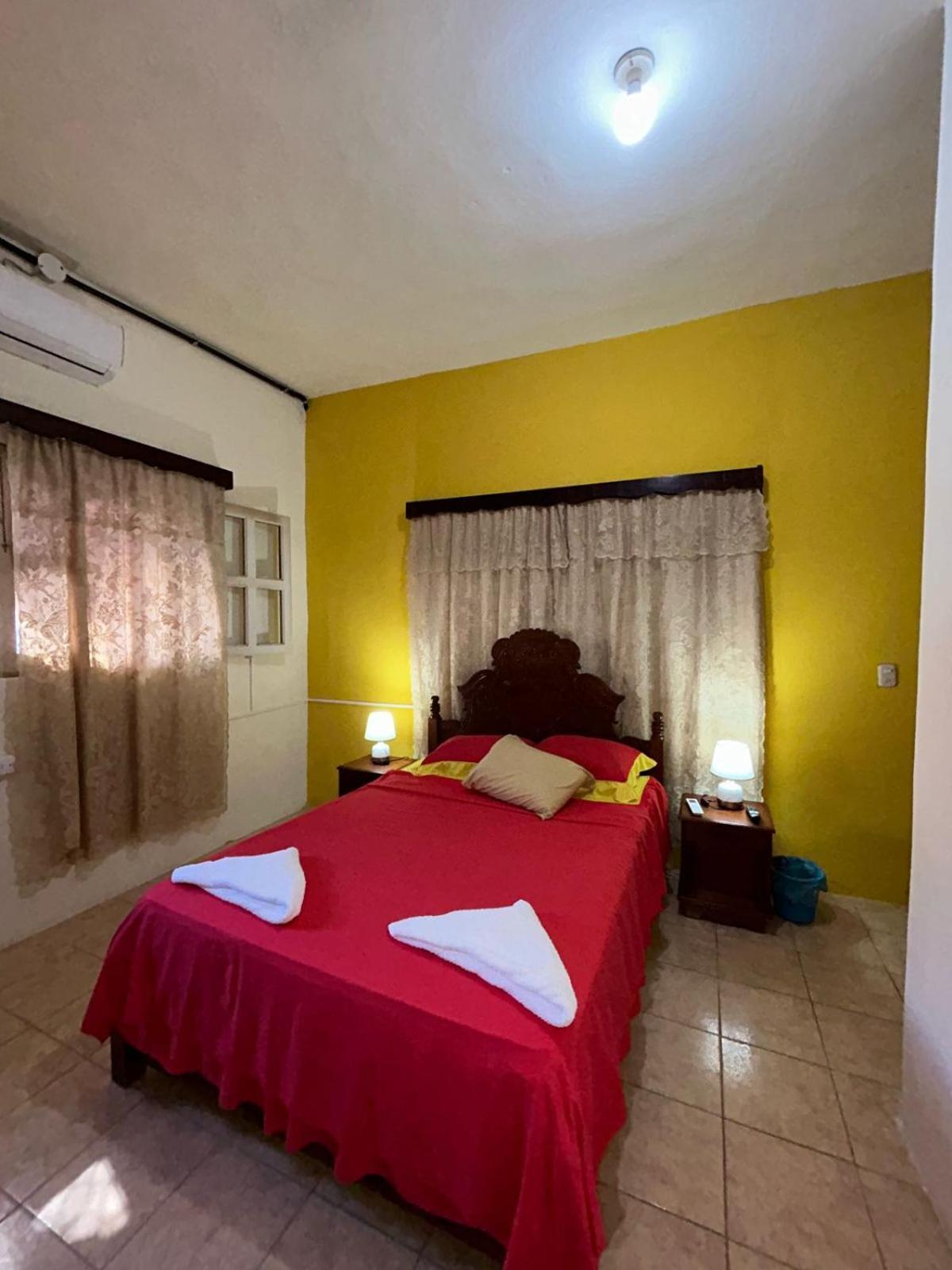 Casa Maya Itza Flores Kültér fotó