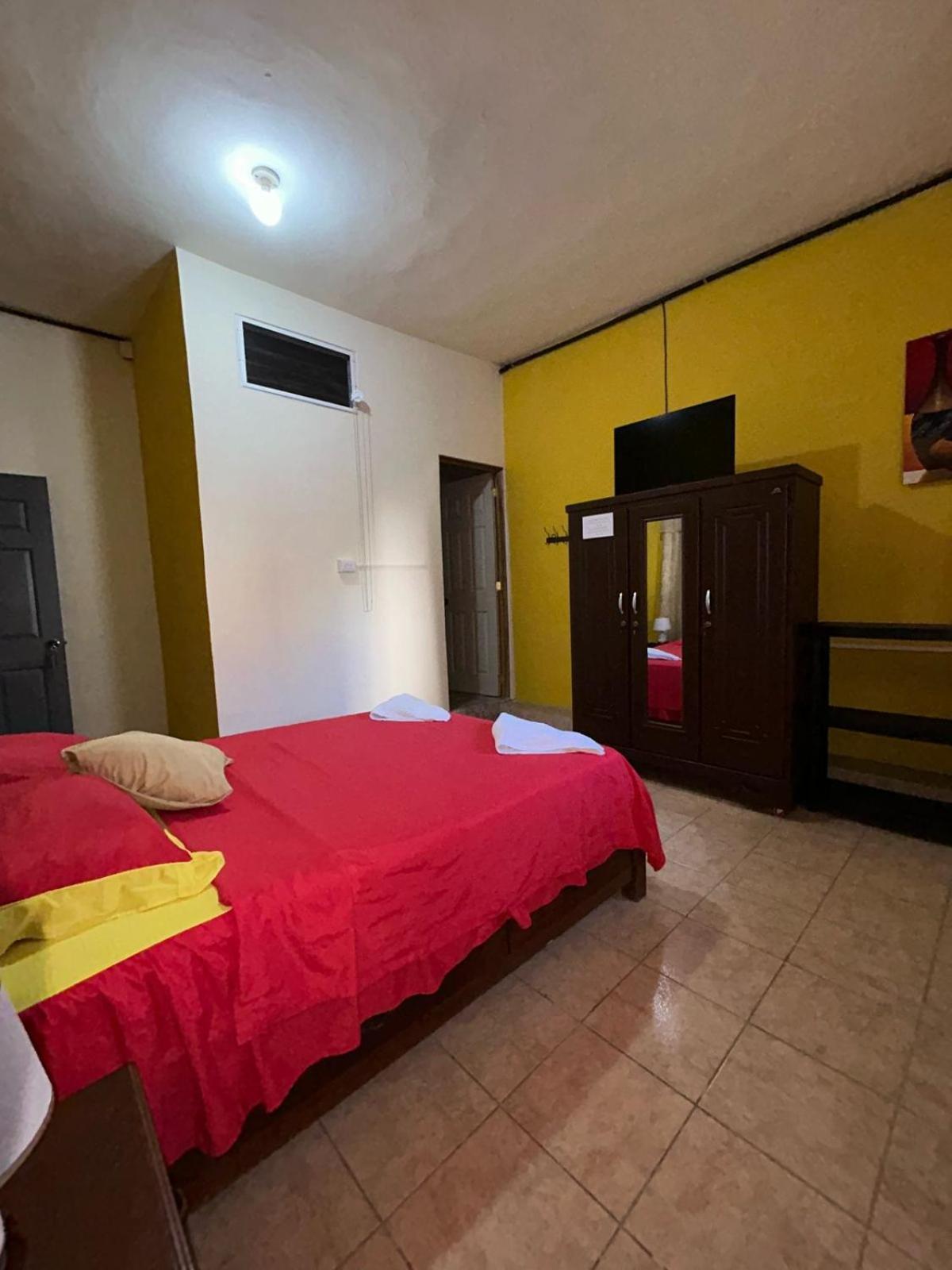 Casa Maya Itza Flores Kültér fotó