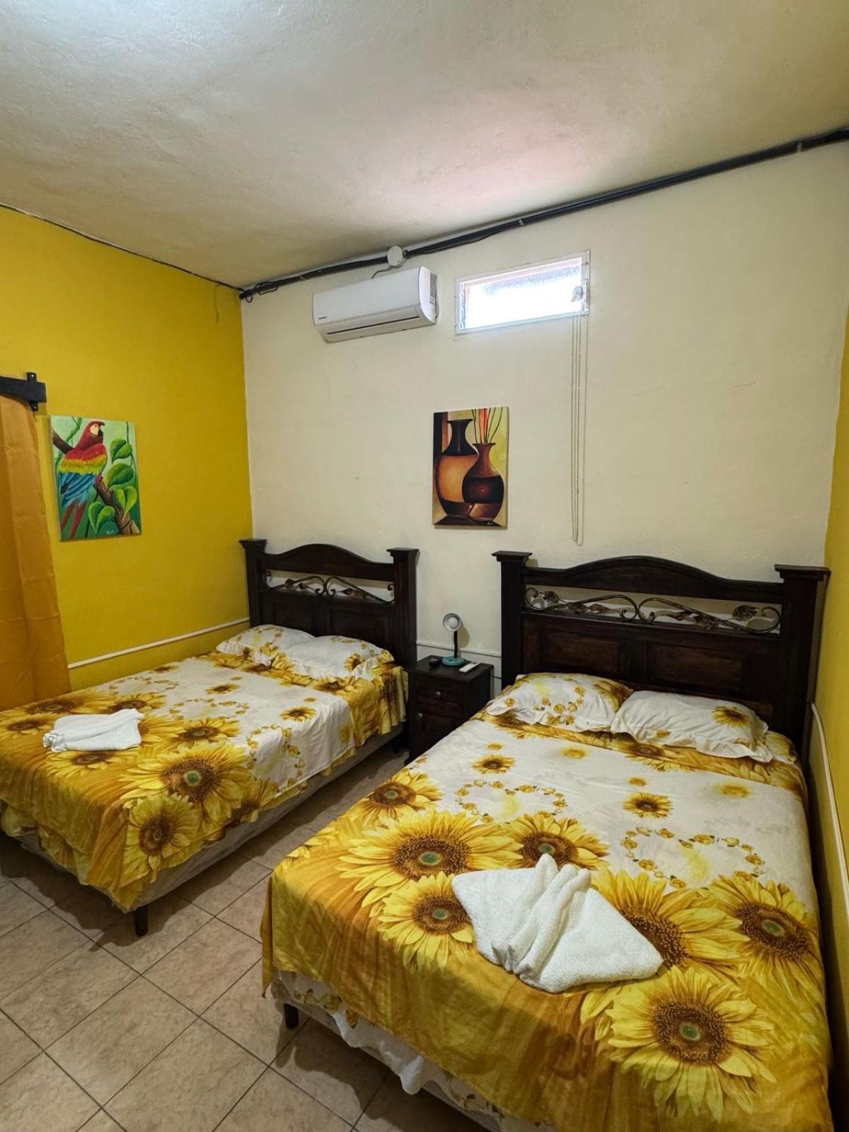 Casa Maya Itza Flores Kültér fotó