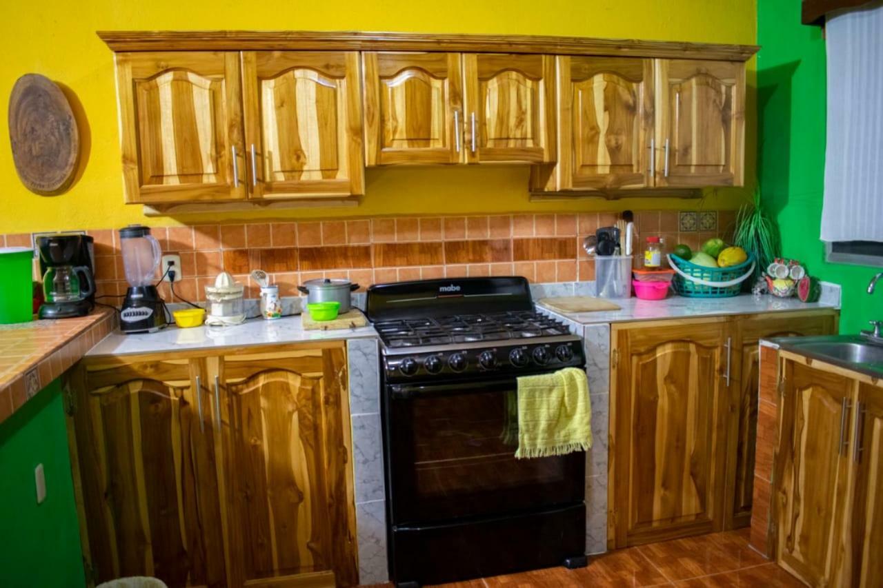 Casa Maya Itza Flores Kültér fotó